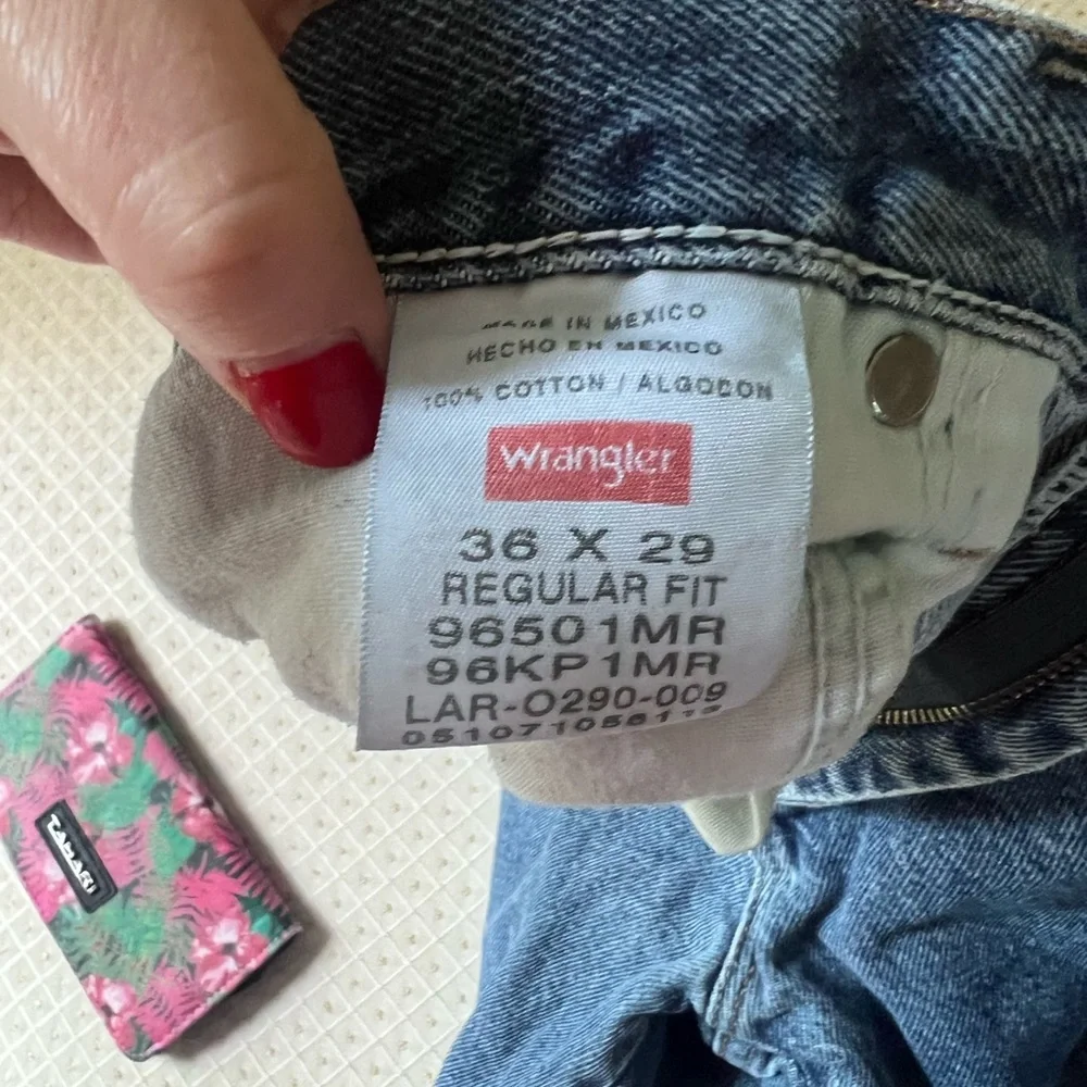 Blue jeans - Picture 2 of 5